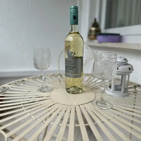Karla Apartment